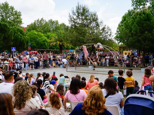 La jornada contó con una gran afluencia de familias que no quisieron perderse las actividades organizadas