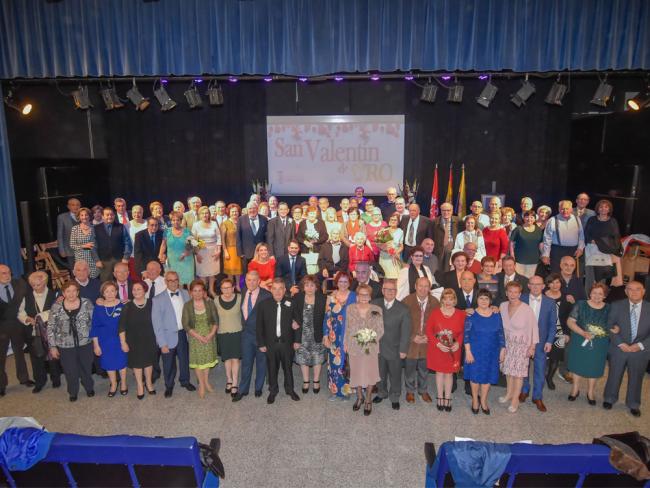 Un total de 45 parejas participaron en “San Valentín de Oro”, una ceremonia de renovación de votos para matrimonios que hayan cumplido 50 años de convivencia en los últimos cinco años