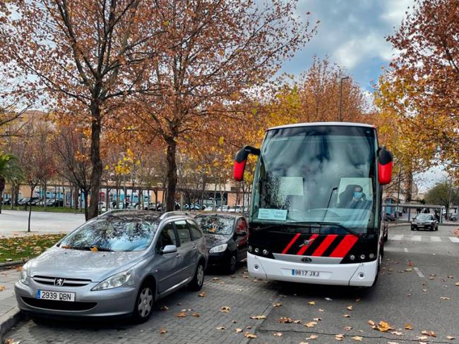 Ya está en funcionamiento un nuevo servicio de autobuses gratuito que une la estación de Cercanías Soto del Henares con el centro comercial Oasiz