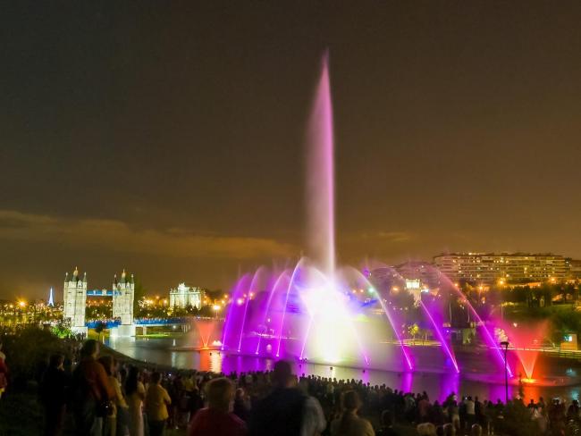 Espectáculo Fuente del Parque Europa 