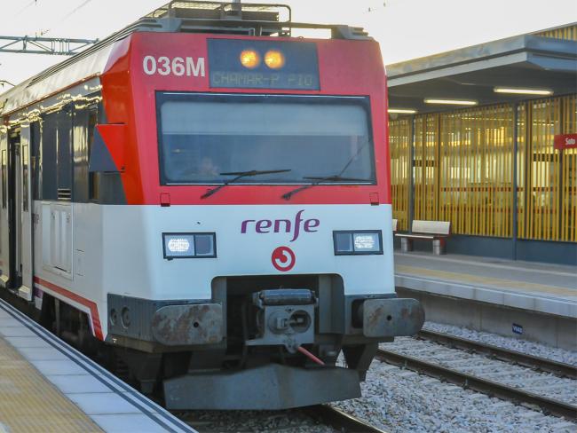 El Pleno del Ayuntamiento de Torrejón de Ardoz aprueba exigir al Gobierno de España que de forma urgente se dé una solución y se lleven a cabo las inversiones necesarias para solventar los constantes problemas de la Red de Cercanías de Renfe en la Comunidad de Madrid 