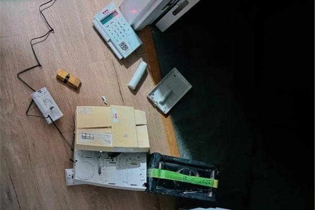 Imagen de algunos de los daños causado en una de las viviendas