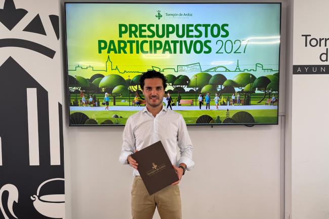 El alcalde, Alejandro Navarro, presentando los Presupuestos Participativos 2027